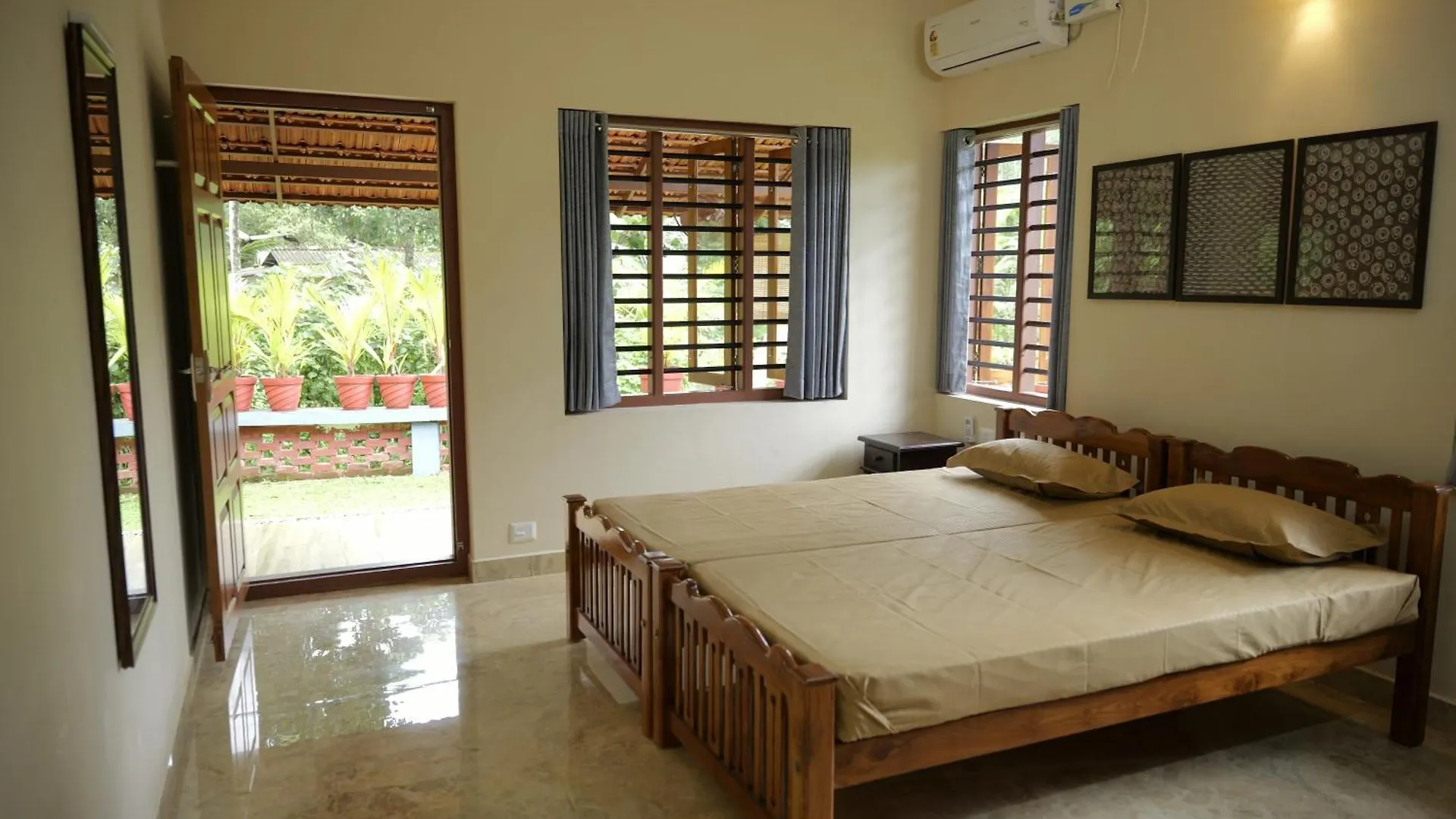 Neelambari Apartment Kumarakom 0*,